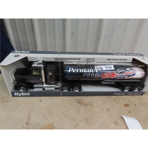Nylint Metal Tanker 18 Wheeler- New In Box