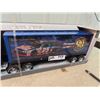 Image 3 : Nylint Metal 18 Wheeler Freight Semi- New In Box