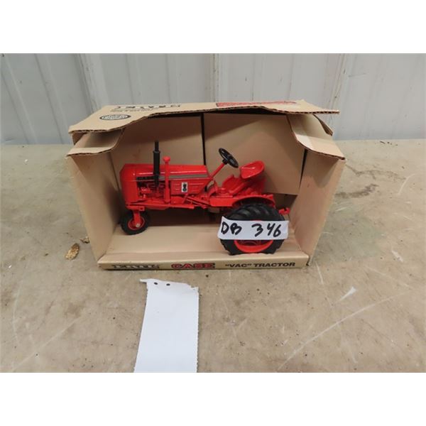Erytl Die Cast Toy 1 /16 Scale Special Edition Case "Vac" Tractor