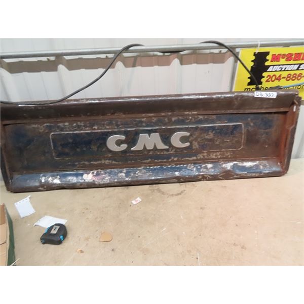 GMC Tailgate