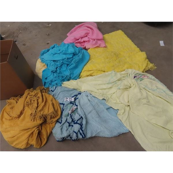 7 Vintage Blankets