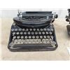 Image 2 : Vintage Underwood Noiseless Typrwriter, & Vintage Winner Sewing Machine (Head Only -No Case)