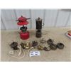 Image 1 : Coleman Lantern, Lantern & 8 Burners For Lamps