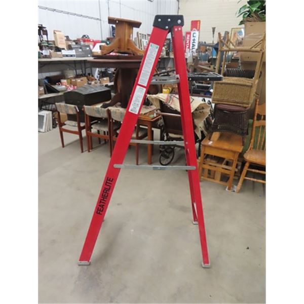 Featherlight 6' Step Ladder