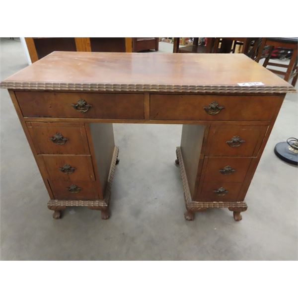 Wood 7 Drawer Desk w Pie Crust Carving 30"H 40"W 20"D