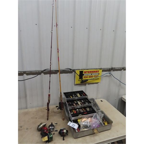 Full Fishing Rackle Box, Vintage Tackle Box, 2 Old Rods & 6 Reels