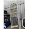 Image 3 : 5 Pc Wicker Bathroom Set - Self - Mirror & More!