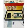 Image 2 : 2 Vintage Cameras, 1 In Box, 1 In Case