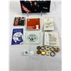 Image 2 : Nice Vintage Magic Lot From 1950-1970's, 1 Book, 1 Booklet Plus 5 Tricks