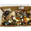 Image 2 : Small Box Filled With Old Buttons, Pins, Etc.