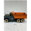 Image 2 : A Vintage Structo Hydraulics Dump Truck Hydraulic Works - Good Condition