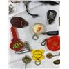 Image 4 : Nice Lot of vintage keychains