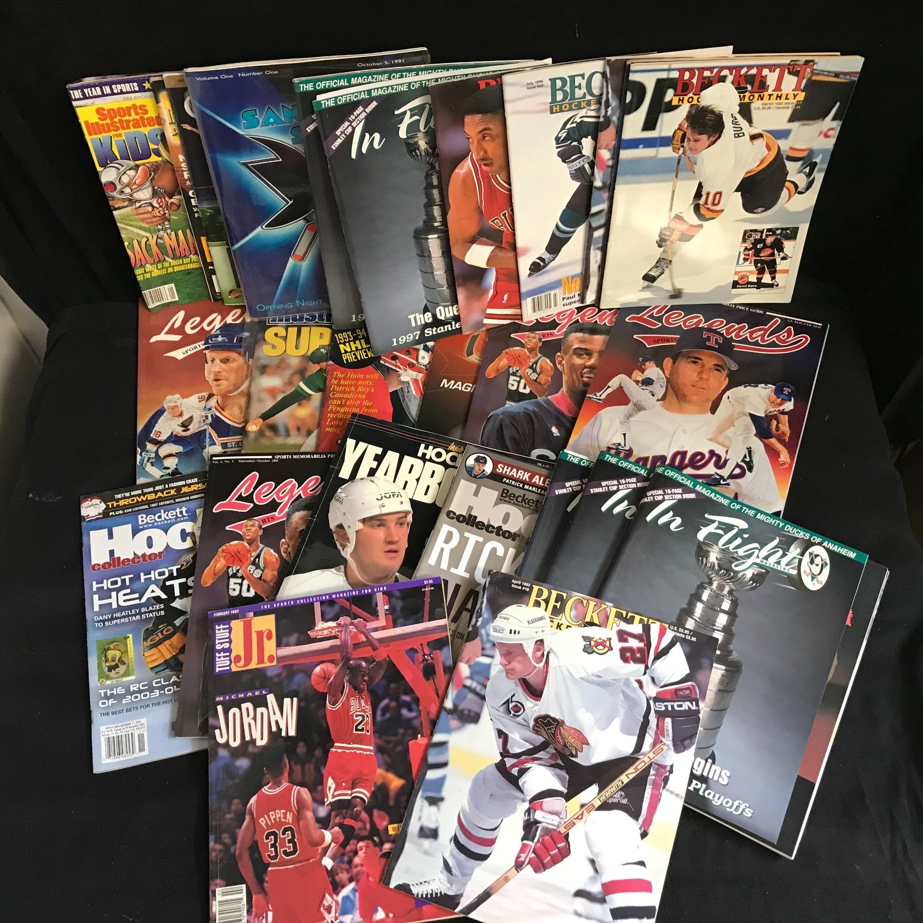 MULTI SPORT MAGAZINES LOT