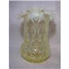 Image 1 : YELLOW  OPALESCENT FLOWER VASE #1675455