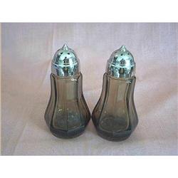 Imperial Glass Salt and Pepper Old Williamsburg#1677501