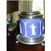 Image 1 : VICTORIAN WEDGWOOD COOKIE BARREL #1708268
