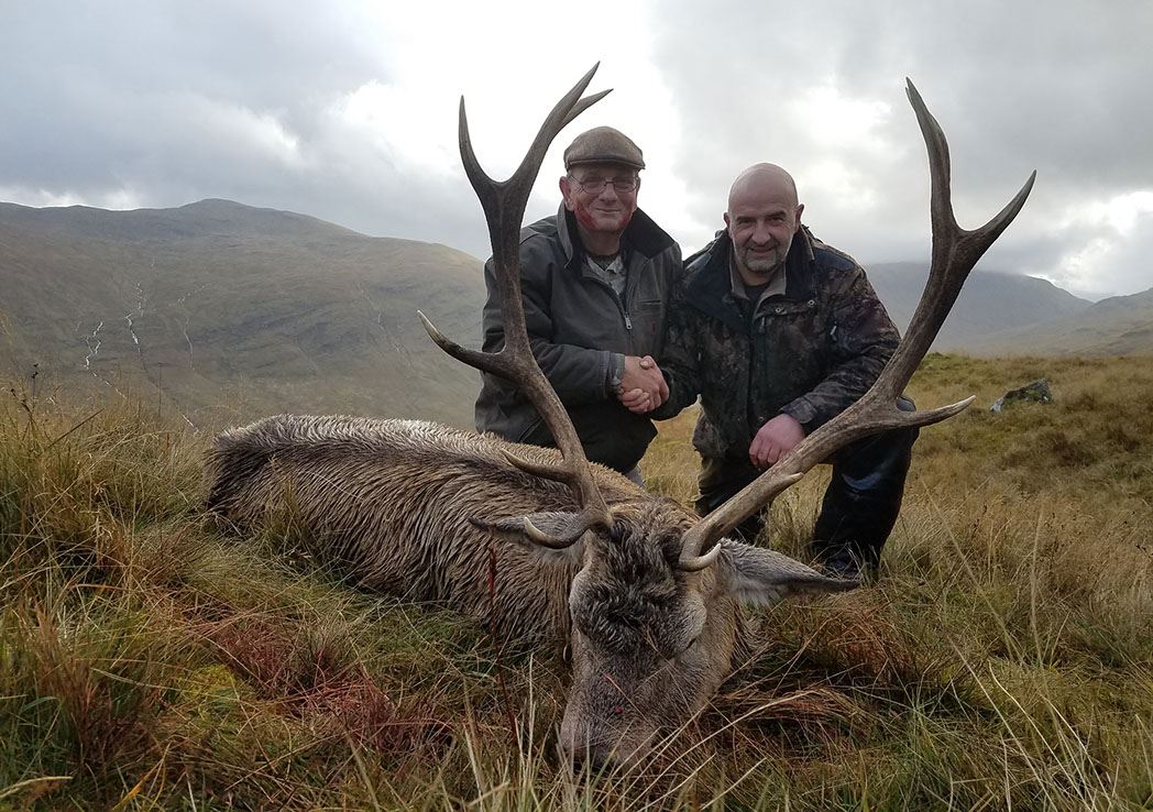 International Adventures Unlimited Red Stag Hunt for 1 Hunter in ...