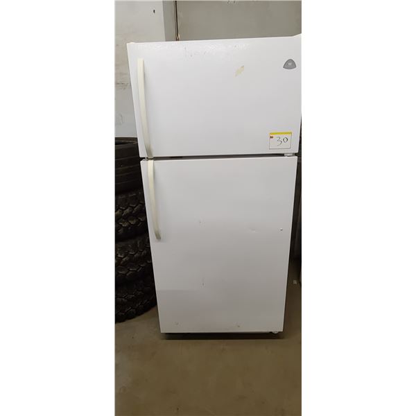 WESTING HOUSE FRIDGE FREEZER LOCATED IN FORT MCMURRAY