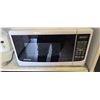Image 2 : DANBY MICROWAVE PLUS SOAPS