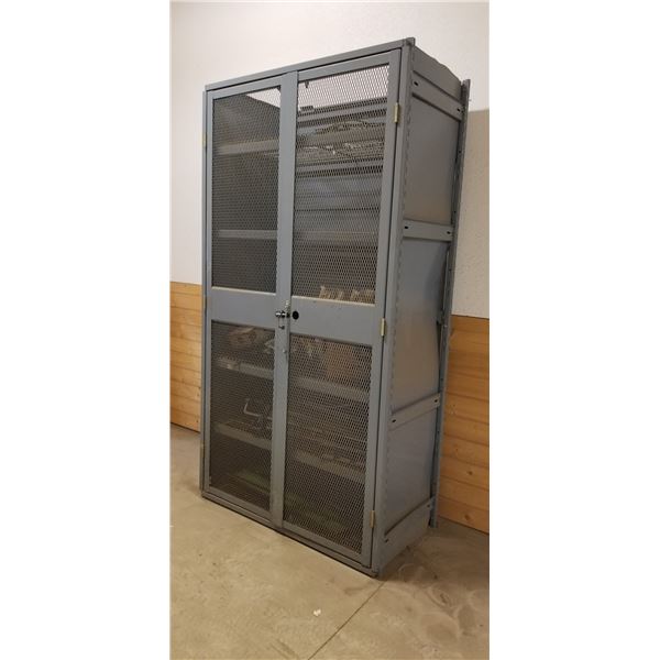 SECURITY CAGE LOCATED IN DAYSLAND AB