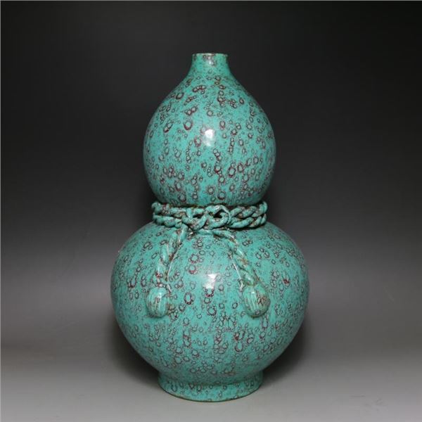 A ROBIN-EGG GLAZED DOUBLE GOURD VASE QIANLONG MARK.