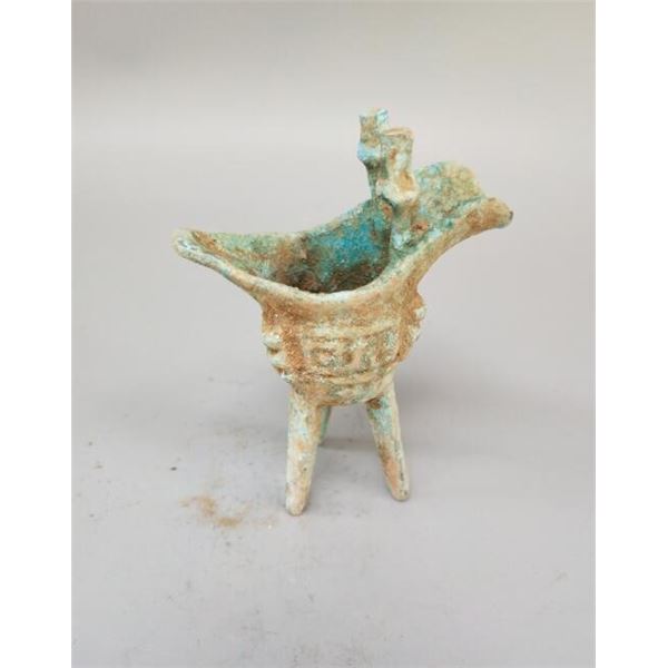 A ANCIENT BRONZE WINE CUP SHANG DYNASTY.