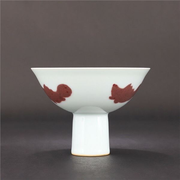 A RED AND WHITE FISH BOWL CHENGHUA MARK.
