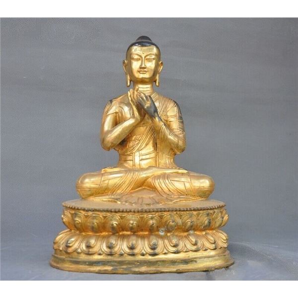 A GILT BRONZE SHAKYAMUNI BUDDHA FIGURE QING DYNASTY.