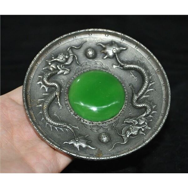 A SILVER INLAY GREEN JADE DRAGON PLATE QING DYNASTY.
