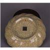 Image 4 : A YELLOW GLAZE CRACKLE PLATE QING DYNASTY.