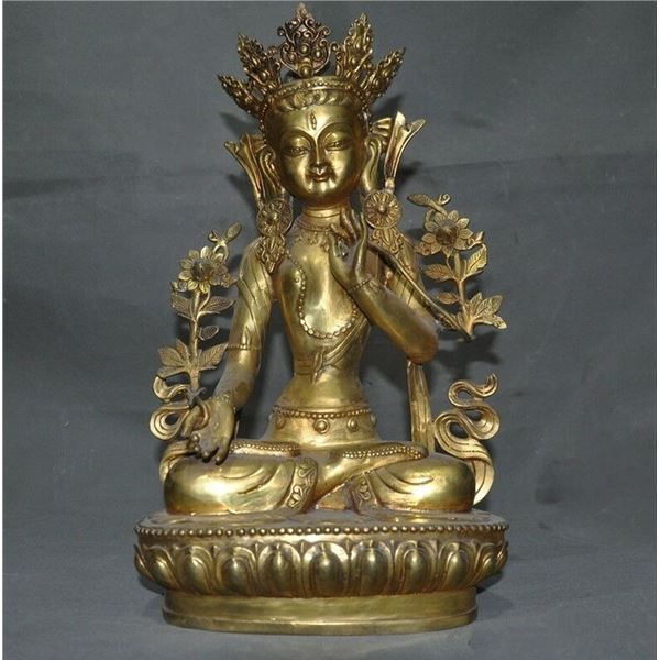 A GILT BRONZE GUANYIN BUDDHA FIGURE QING DYNASTY.