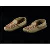 Image 1 : ALASKAN/ATHABASCAN BEADED MOCCASINS