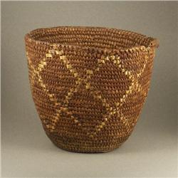 INTERIOR SALISH COILED BERRY BASKET EARLY 20TH C