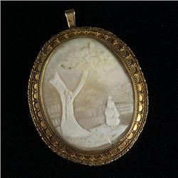 CARVED SHELL CAMEO IN A GOLD FRAME