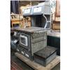 Image 1 : CIRCA 1930 HOME COMFORT WOOD RANGE