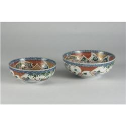 ANTIQUE GRADUATED PAIR JAPANESE IMARI BOWLS