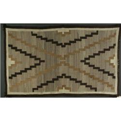 Navajo quincunx-design lightning weaving