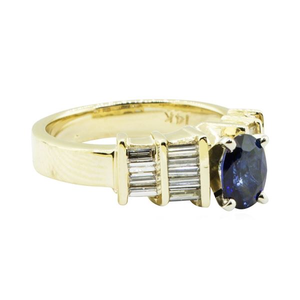 1.36 ctw Oval Brilliant Blue Sapphire And Diamond Ring - 14KT Yellow Gold