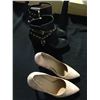 Image 2 : MICHAEL KORS DRESS SHOES SIZE 9.5 AND MICHAEL KORS BOOTS SIZE 9.5