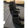 Image 2 : 2 LADIES MICHAEL KORS BLACK BOOTS SIZE 6/6.5
