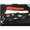 Image 2 : 3 PAIRS LADIES DESIGNER PANTS BY SOULMATE KAPALUA AND BRAX SIZE SMALL