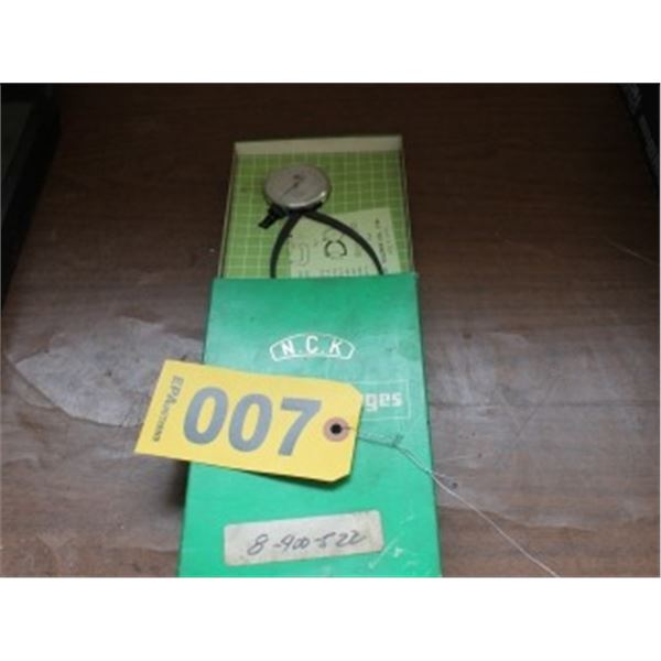 DIAL CALIBER GAUGE