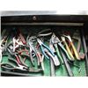 Image 3 : CRAFTSMAN TOOLBOX C/W VARIOUS WRENCHES, SOCKETS, RATCHETS, SCREWDRIVERS & PLIERS
