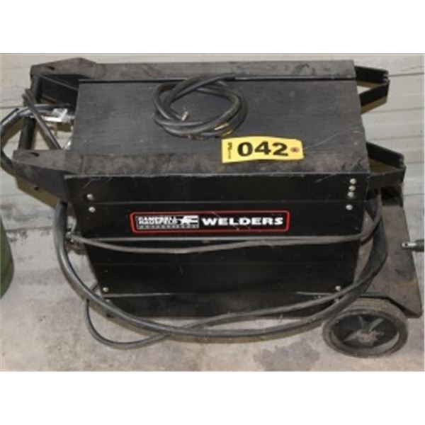 WIRE FEED WELDER ON WHEELS
