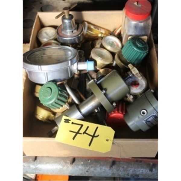 BOX OF VARIOUS GAUGES