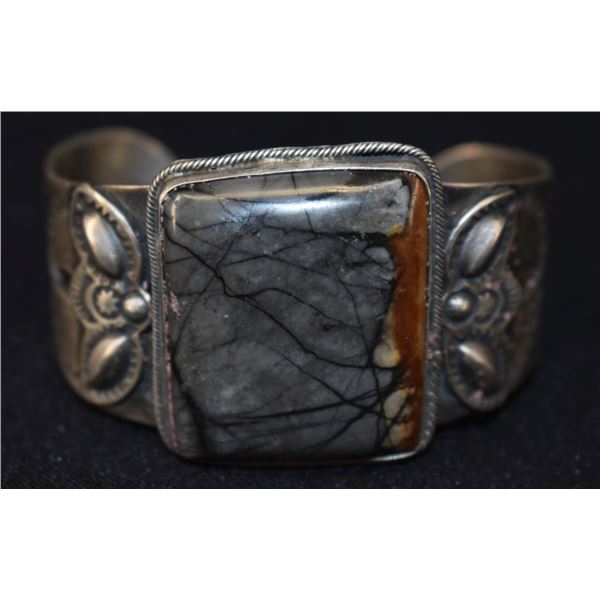 NAVAJO INDIAN BRACELET
