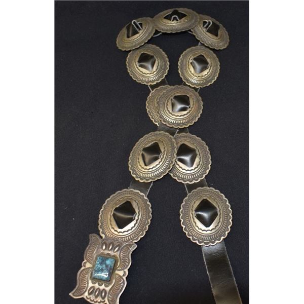 NAVAJO INDIAN CONCHO BELT