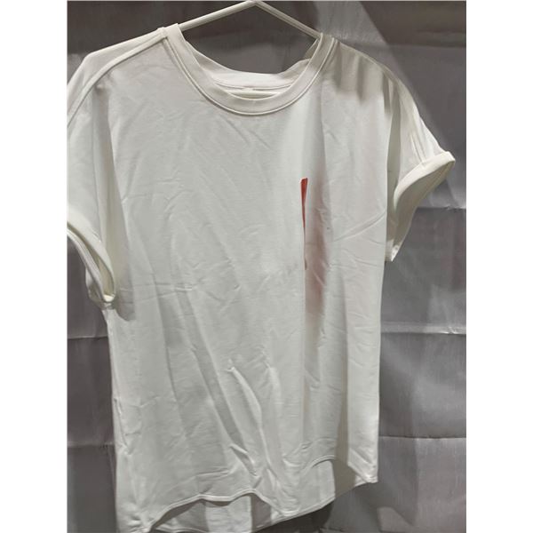 NEW Tuff Athletics womensÂ T shirt - M