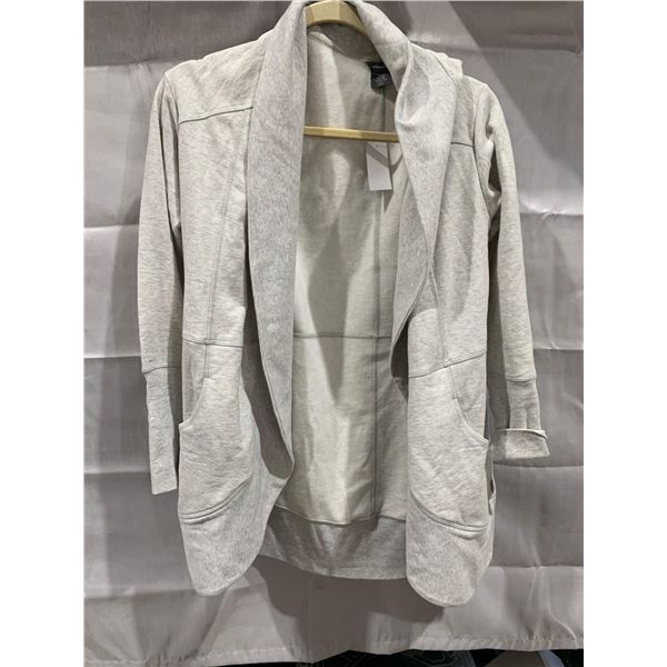 NEW Eddie Bauer Ladies long sleeve size L