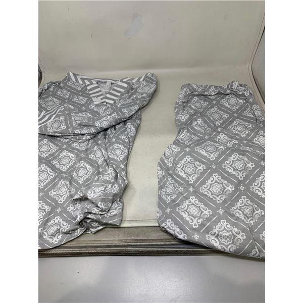 NEW Flora Nikrooz Womens 2 piece pajama set - XL